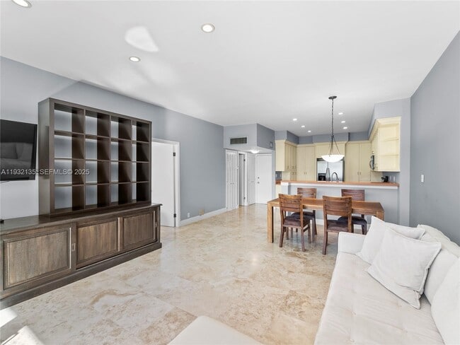 Foto del edificio - 5 Island Ave