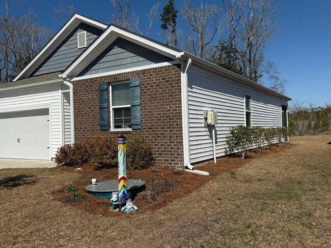 Foto del edificio - 320 Windy Wds Wy