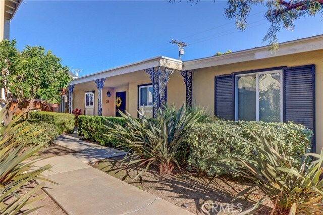 Building Photo - 2400 Elden Ave