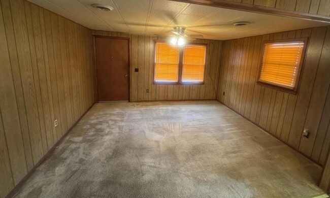 Foto del edificio - 106 Hiers Ave