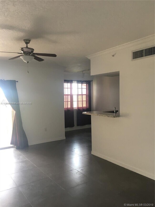 Foto del edificio - 11700 SW 2nd St