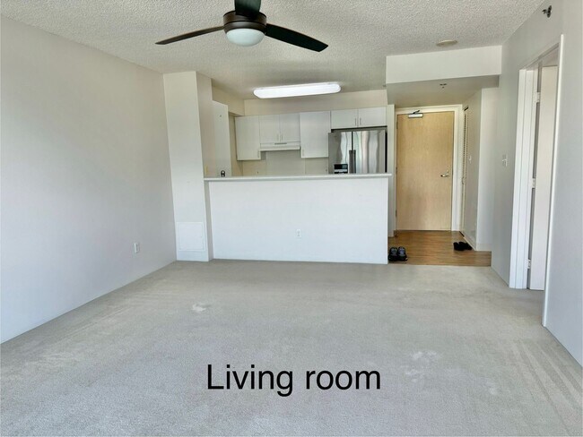 Building Photo - 1450 Young St