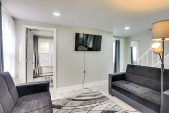 Building Photo - 301 Lembeck Ave