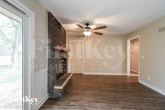 Foto del edificio - 9805 NW South View Cove