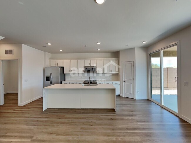 Foto del edificio - 9678 N Rancho Lozano