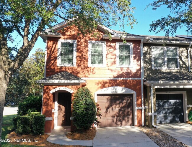 Foto del edificio - 12920 Spring Rain Rd