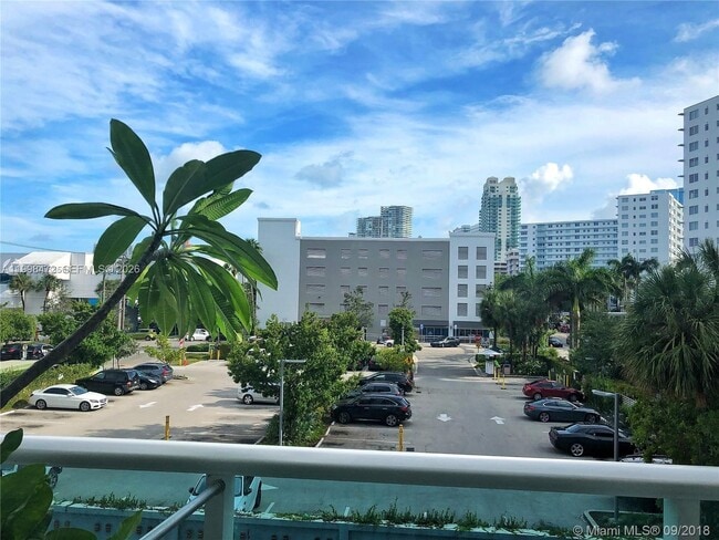 Foto del edificio - 1035 West Ave
