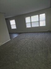 Building Photo - 31577 Fraser Dr