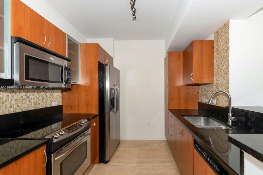 Foto principal - 2 bedroom in Aventura FL 33180