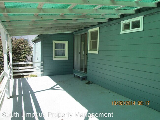 Building Photo - 2 br, 1 bath House - 644 NE Madrona Drive