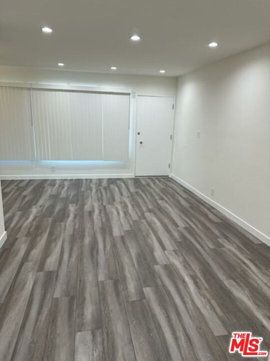 Foto del edificio - 1007 Laurel Ave