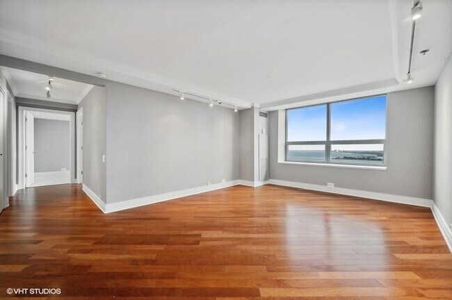 Foto del edificio - 474 N Lake Shore Dr