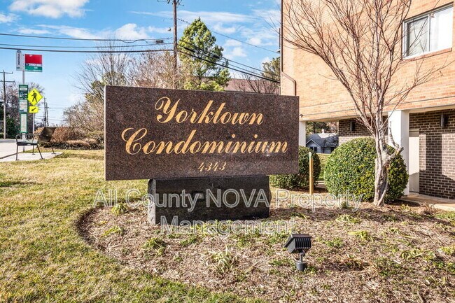 Foto del edificio - 4343 Cherry Hill Rd