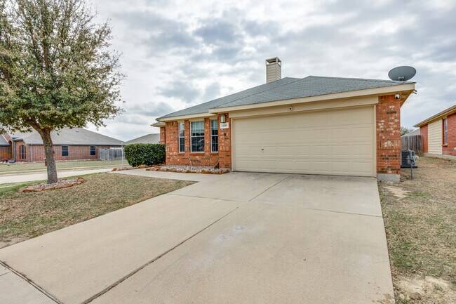 Foto del edificio - 1201 Roping Reins Way