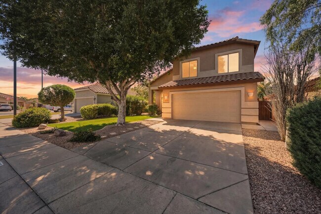 Foto del edificio - 3165 E Desert Ln