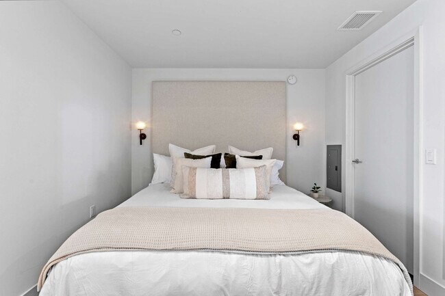 Foto del edificio - 1049 Seventh Avenue-SI FL7-ID1228264P
