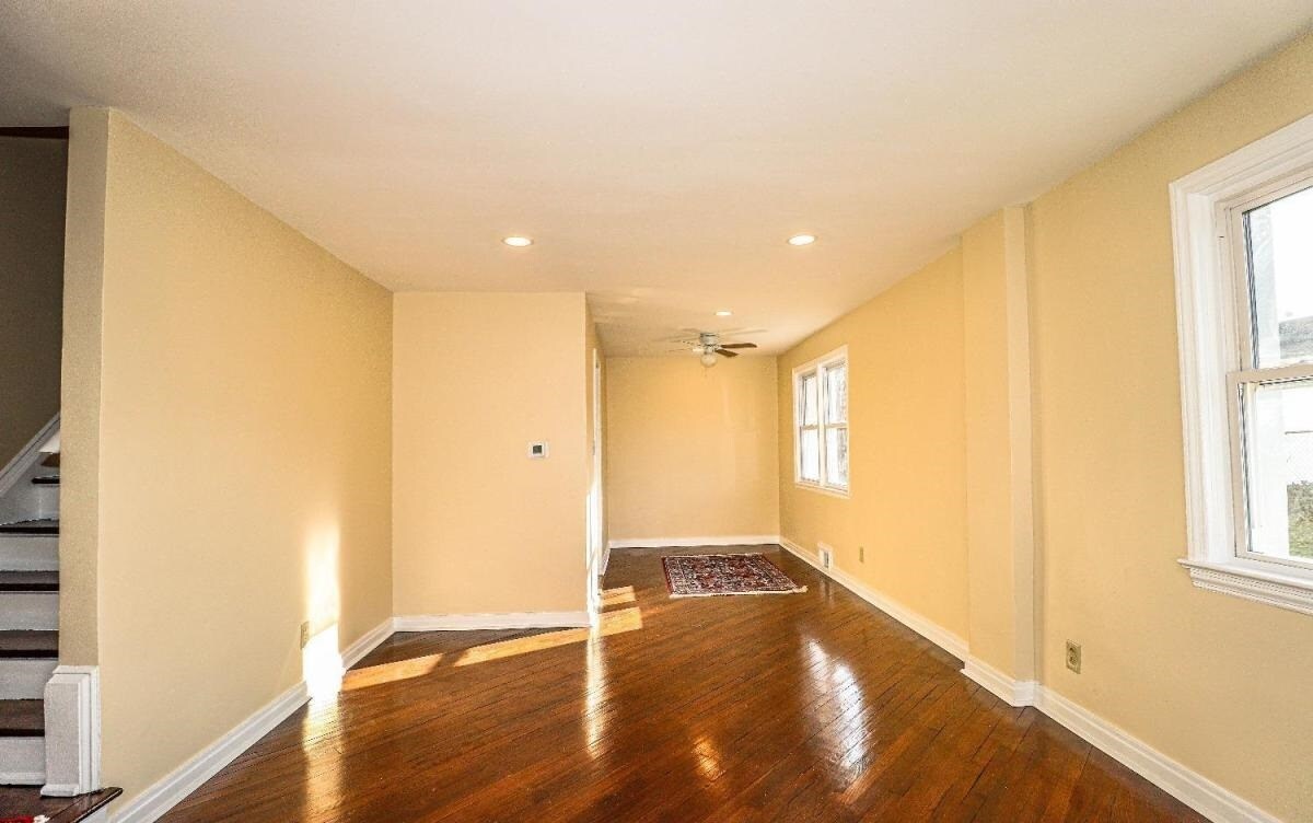 Primary Photo - 38 N Smith St