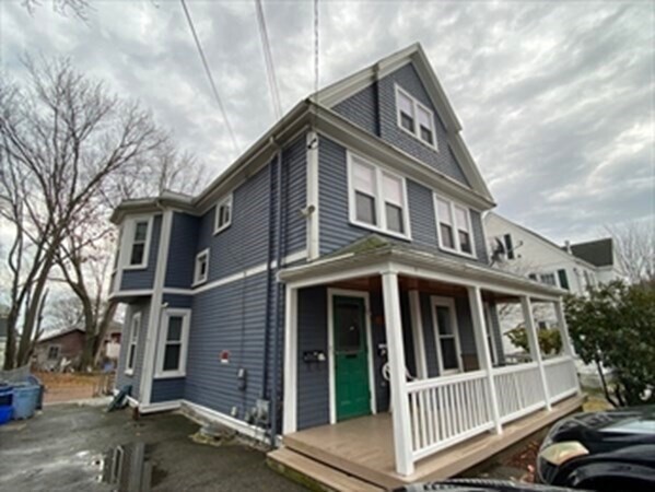 Primary Photo - 190 Pine St