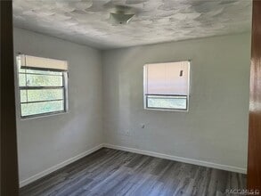 Building Photo - 6358 S Suncoast Blvd