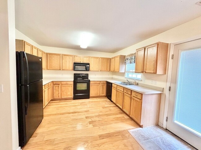 Building Photo - Stunning Home in Pooler, GA!