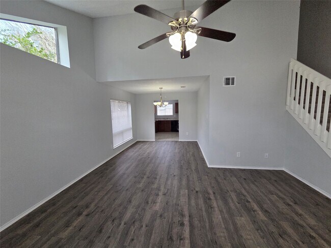 Foto del edificio - 1454 Plumwood Dr