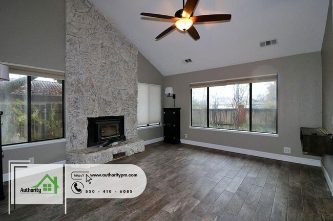 Foto del edificio - 1232 Hawthorne Ave