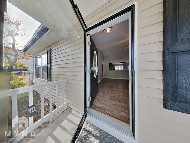 Foto del edificio - 2070 Brantley Creek Dr