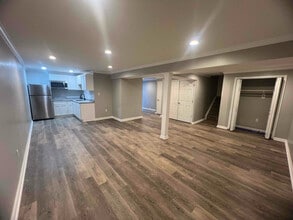 Building Photo - 6708 Martindale Ct