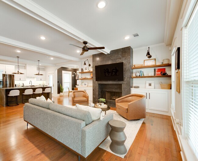 Foto del edificio - 1323 S Louisiana St