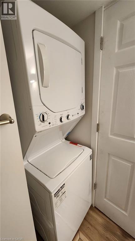 Building Photo - 30 Stirton St