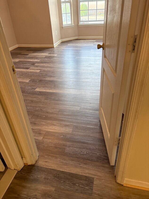 Dormitorio principal - 8911 Town Center Cir