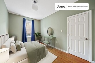 Building Photo - Room in Shared 4 bed/1 bath home