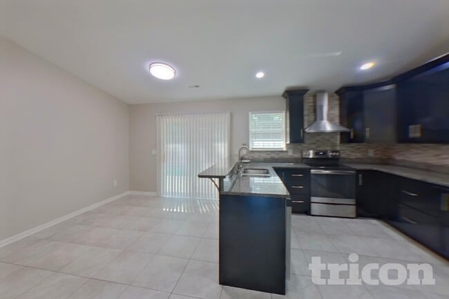 Building Photo - 204 Yukon Dr