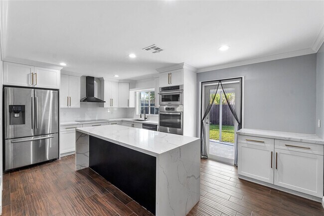 Foto del edificio - 5820 NW 56th Pl