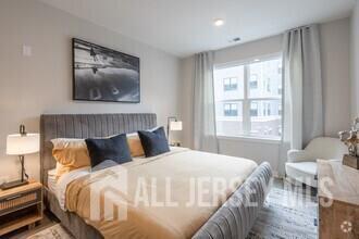 Foto del edificio - 2000 Schindler Dr