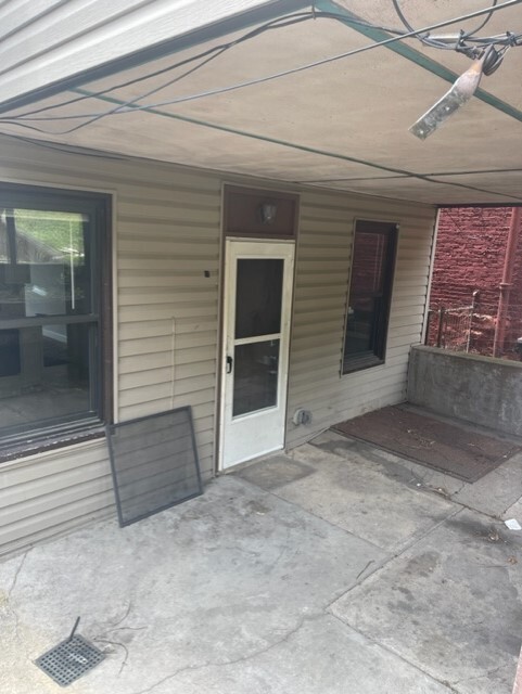 Primary Photo - 2434 S 18th St