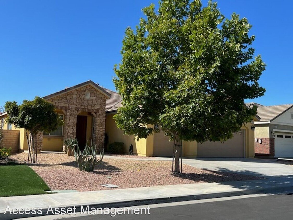 Foto principal - 3 br, 2 bath House - 29255 Woodbridge St