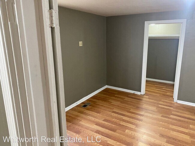 Building Photo - 1416 39th Ave E