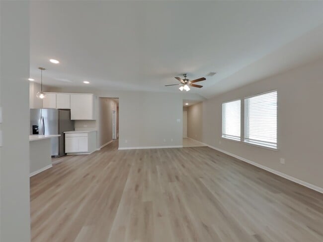 Building Photo - 6902 Scarlet Sagebrush St