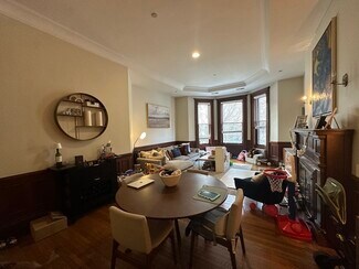 Building Photo - 331 Beacon St