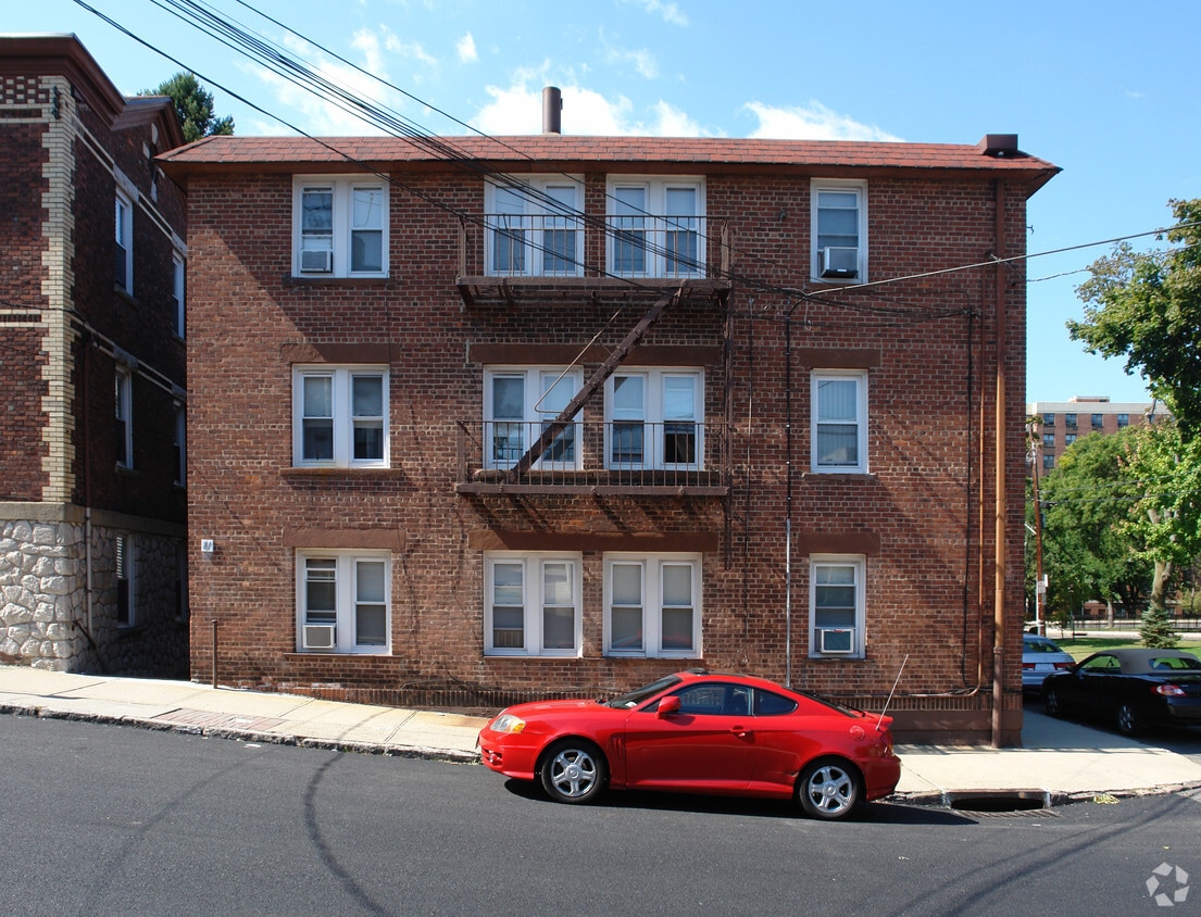 Building Photo - 81-83 Wallace St