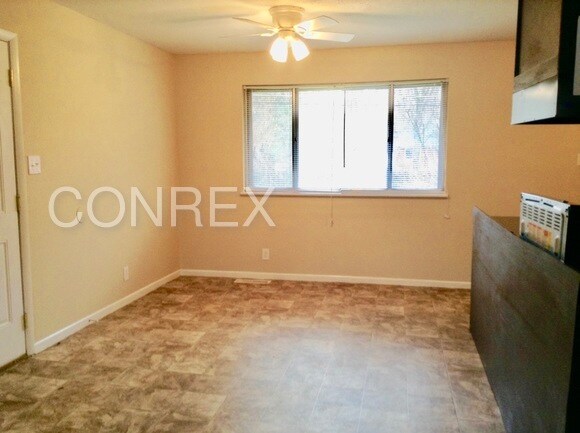 Building Photo - 3050 W 79th St