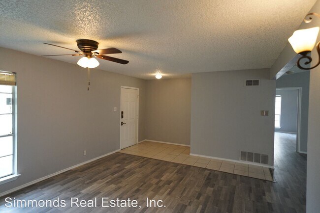 Building Photo - 3 br, 2 bath House - 5935 Sinclair Rd.