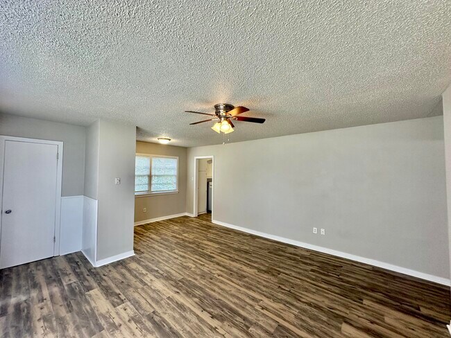 Foto del edificio - 4210 46th St