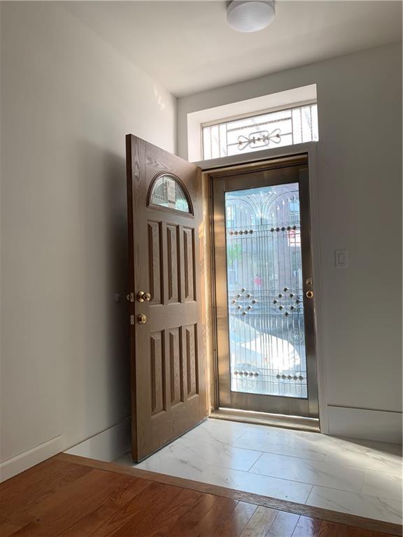 Foto del edificio - 561 61st St