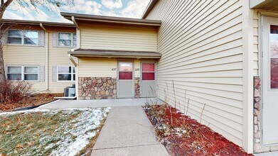 Building Photo - 1057 NW Greenwood St