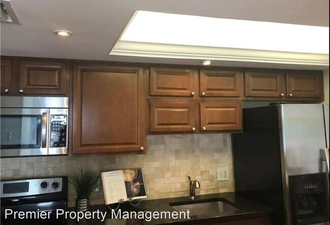Building Photo - 2 br, 2 bath House - 200 Palm Drive Unit 6