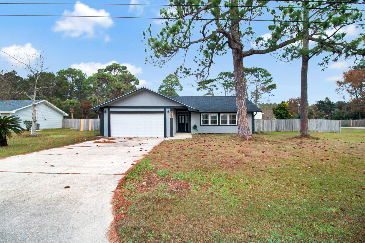 Foto principal - 6872 Flintwood St