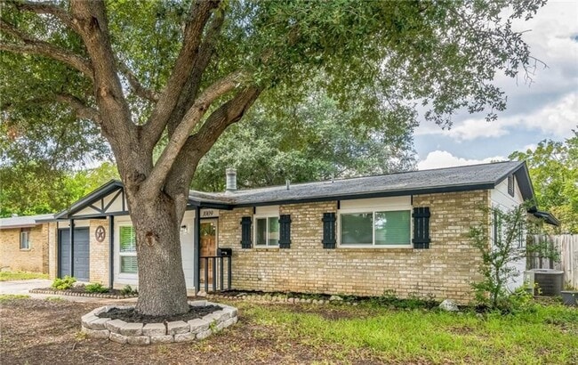 Building Photo - 3-BEDROOM, 3-BATHROOM IN SCHERTZ