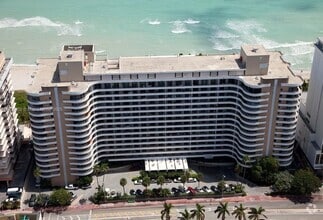 Building Photo - 5555 Collins Ave